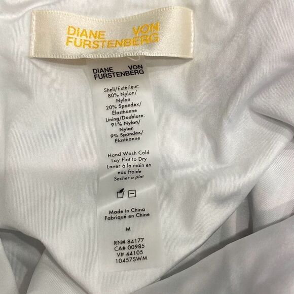 Diane von Furstenberg Morgan One Piece in Heyford Bubblegum & Cactus MEDIUM - Picture 6 of 7